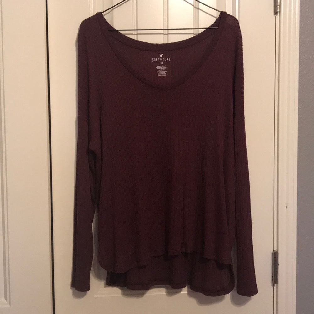 American eagle burgundy sweater